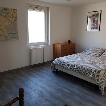 Appartement Rdc Avec Terrasse Epinac-les-Mines ภายนอก รูปภาพ
